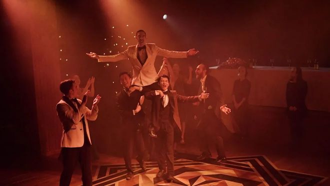 、慢综艺……当下年轻人文娱消费这样玩开元棋牌试玩沉浸式戏剧、实景娱乐项目(图2) 、慢综艺……当下年轻人文娱消费这样玩开元棋牌试玩沉浸式戏剧、实景娱乐项目(图2)